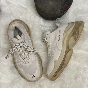 Balenciaga TRIPLE S SNEAKERS